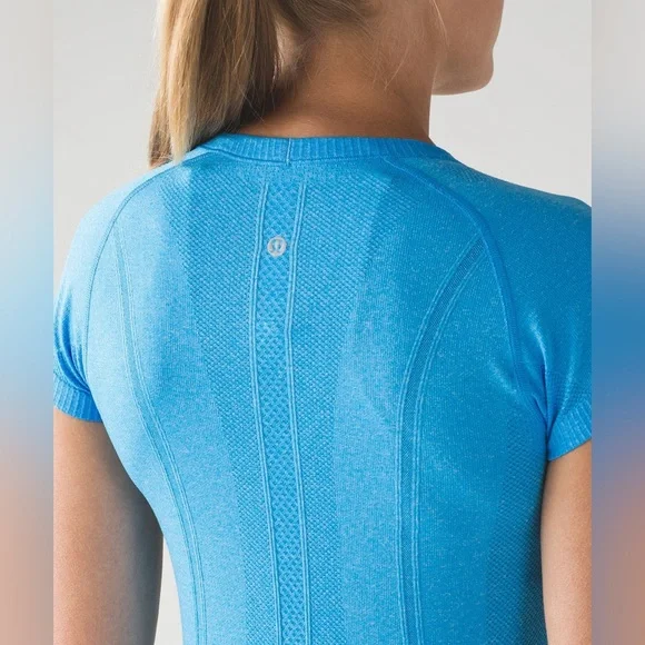 Lululemon Swiftly Tech Short Sleeve Crew Blue Size 8 - Picture 2 of 6